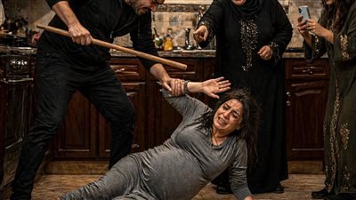 جوزي ضربني وأنا حامل، وحماتي ضحكت وقالت: 'أدبها يا ياسر