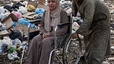 حمتها رمتها في مقلب الزباله