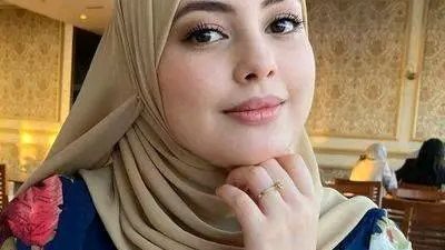 الطبيب المشهور 